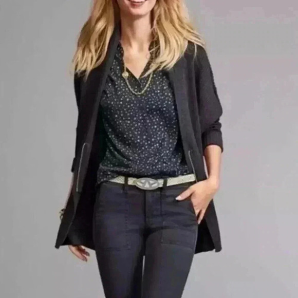 CAbi Women’s Minimalist Oversized Boxy Batwing Cardigan Sweater Half Zip XS Gray - Picture 1 of 8